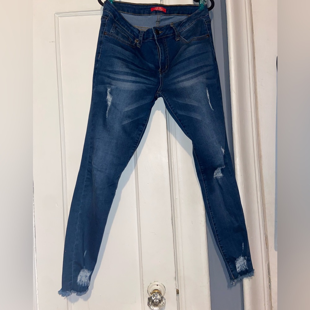 HH JEANS Dark Wash Distressed Jeans